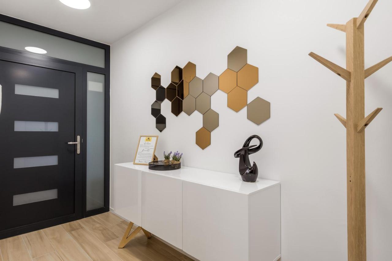 Modern Apartment Di Piu With Free 20M2 Garage Parking Rijeka Exteriér fotografie